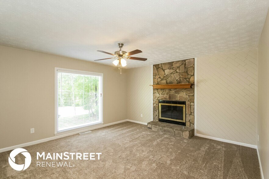 Building Photo - 22 Hollyberry Ct