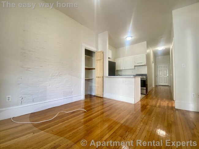 Building Photo - 891 Massachusetts Ave