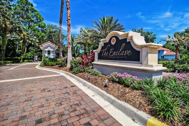 Building Photo - Townhome  in The Enclave at Summer Beach