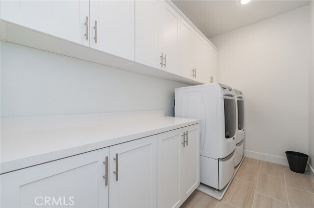 Building Photo - 119 Novel