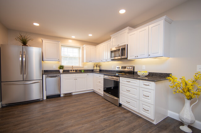 Building Photo - 6508 Sharpsburg Pike