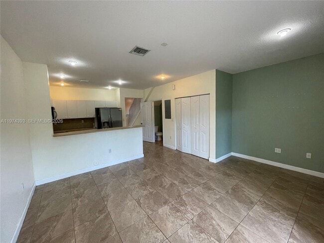 Building Photo - 8500 SW 150th Ave