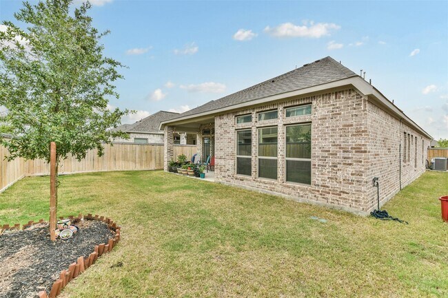 Building Photo - 15018 Concho River Wy