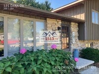 Building Photo - 121 Dana Dr