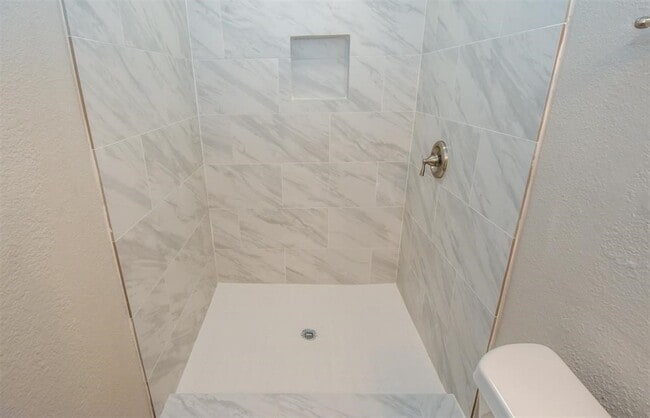 Building Photo - 11719 Murr Way