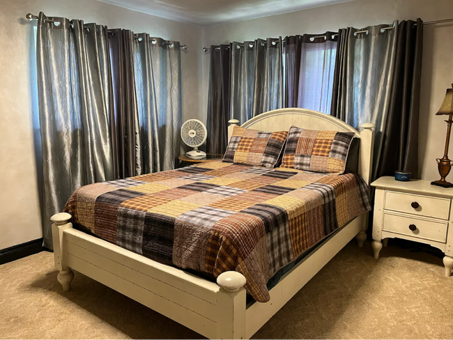 Building Photo - 910 Washington St