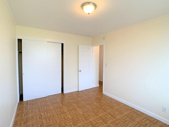 Building Photo - Waimea Apartment For Rent