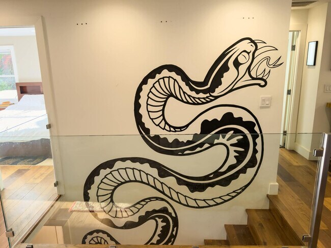 Building Photo - 30 Barranca Rd