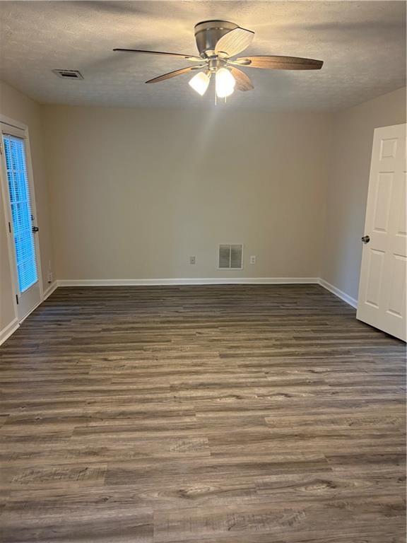 Building Photo - 2575 Hamilton Chase Run