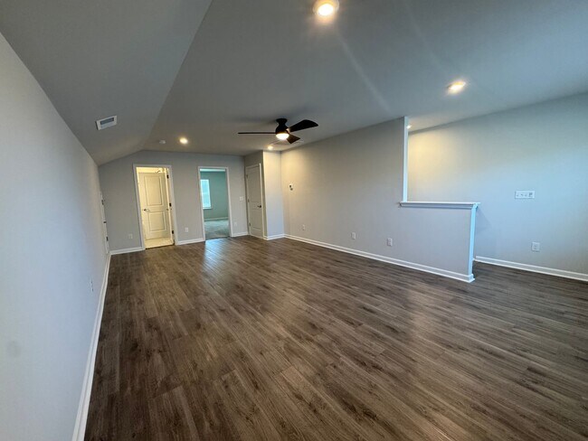 Building Photo - Spacious 1.5-Story 4BR Home with Bonus Room in Active 55+ Community