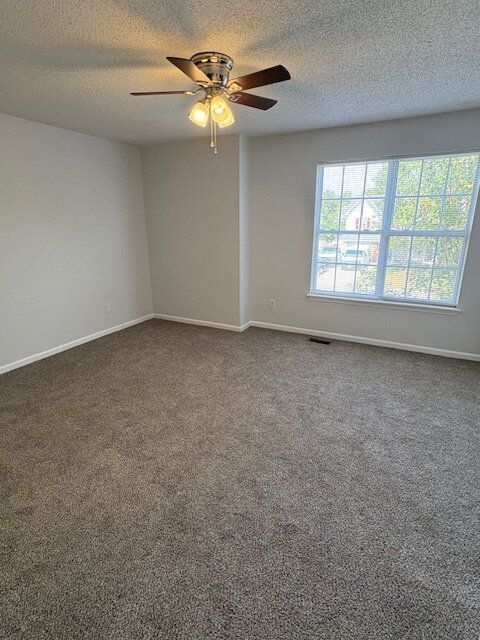 Building Photo - 2511 Bluff View Ct