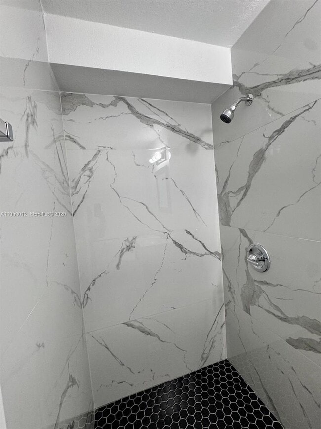 Building Photo - 10710 SW 141st Ave