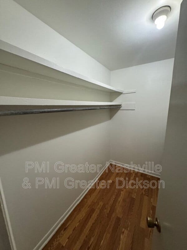 Building Photo - 2134 Fairfax Ave