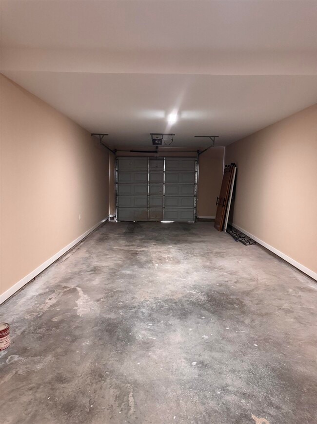 Building Photo - 620 Tennessee St