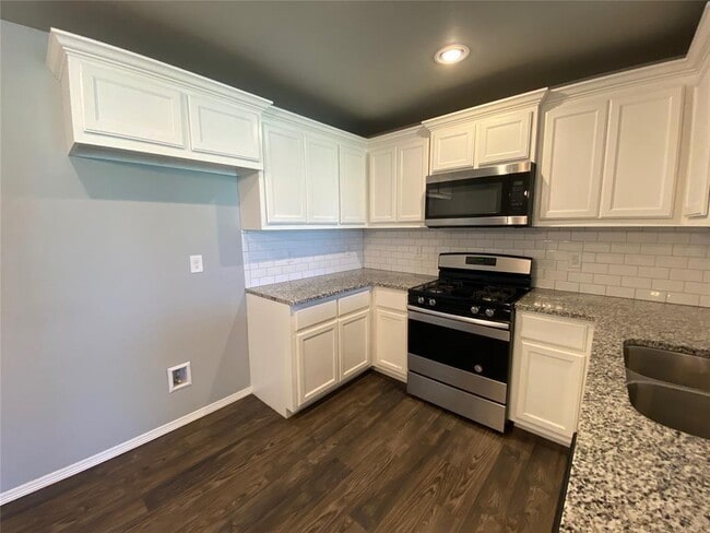 Building Photo - 491 Washington Ave NW