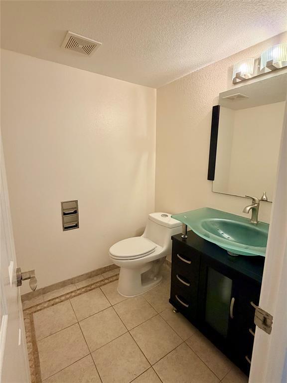 Building Photo - 11606 Birchbark Trail