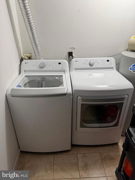 Building Photo - 3288 Wyndale Ct