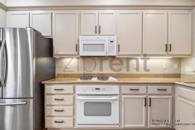 Building Photo - 3783 Dunmore Ln