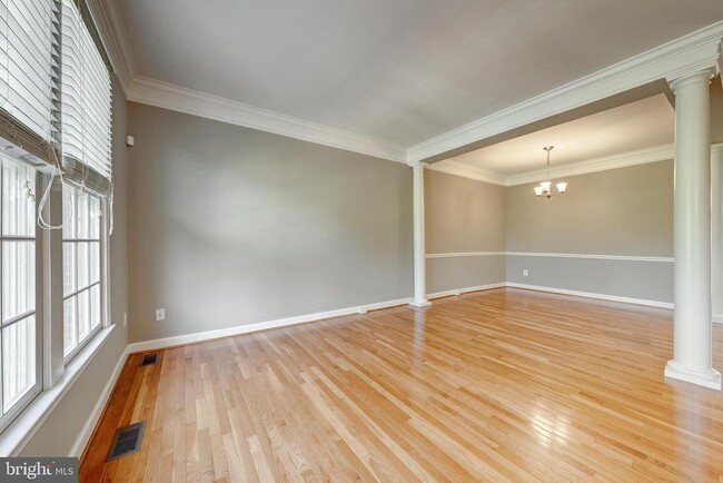 Building Photo - 43150 Katama Square