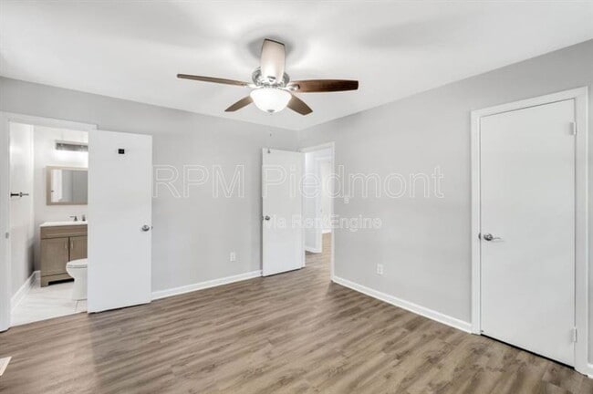 Building Photo - 2966 Fern Valley Dr SW