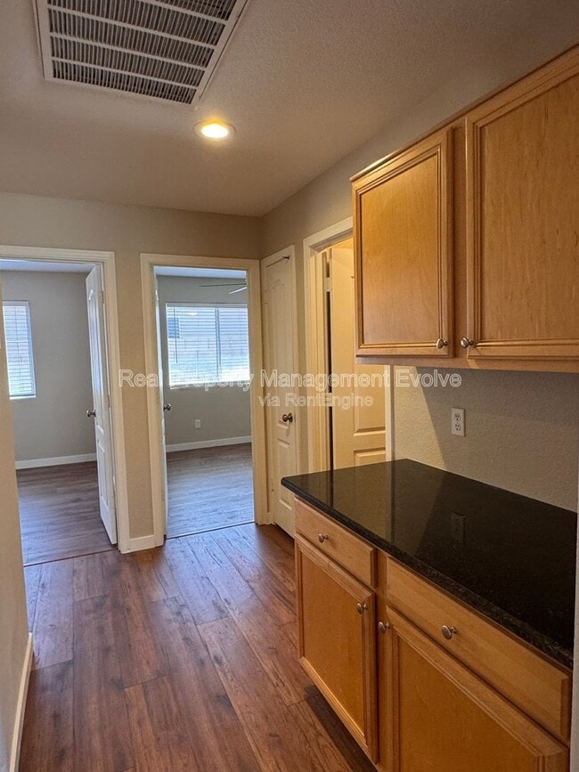 Building Photo - 22297 N 76th Dr