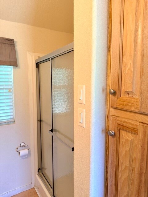 Building Photo - 18773 Forest Ln Cir