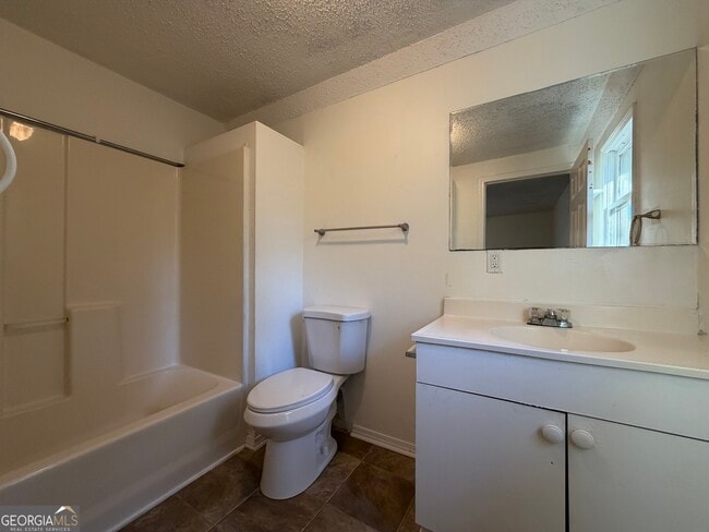 Building Photo - 2933 Coffer Dr