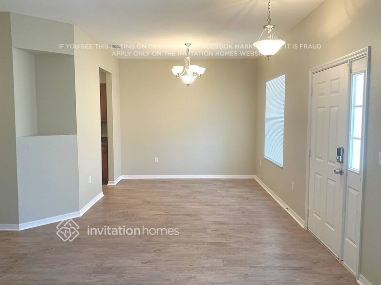 Building Photo - 1169 Brenton Manor Dr