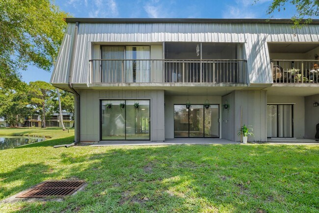 Building Photo - Exceptional two-bedroom, two-bath property...