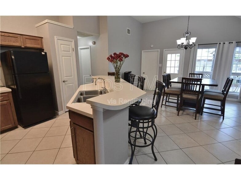 Building Photo - 4108 Goodnight Cir