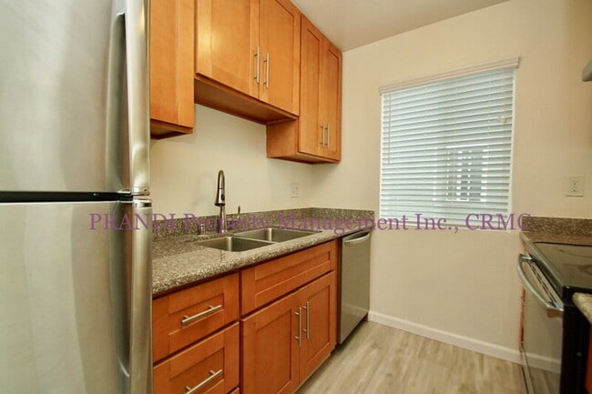 Building Photo - 126 Lower Anchorage Rd