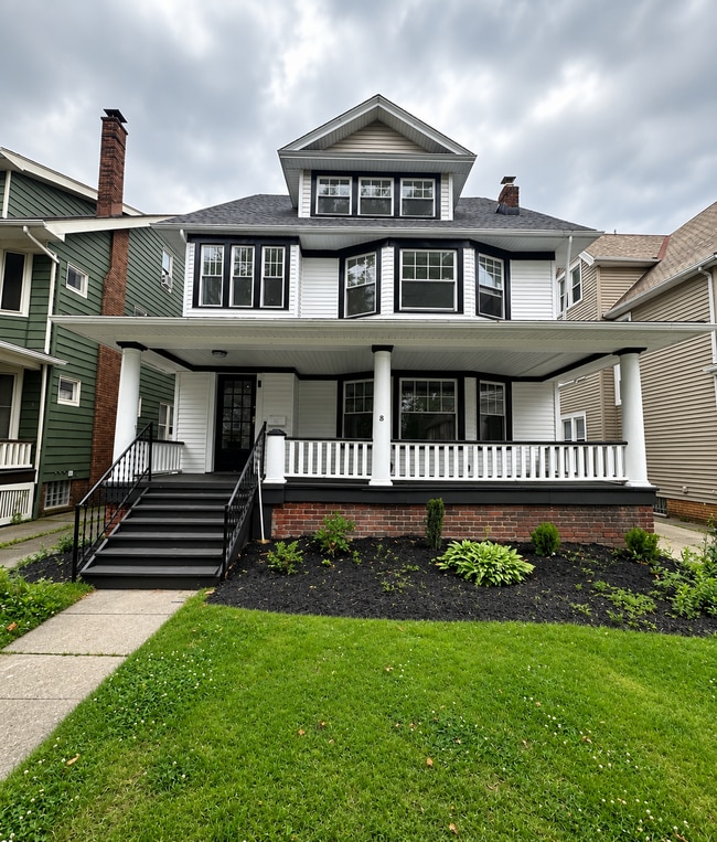 Building Photo - 1278 W 102nd St