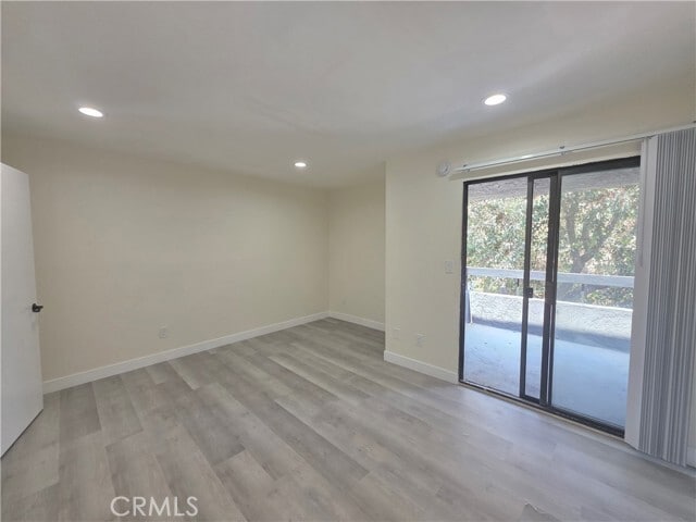 Building Photo - 6911 Woodley Ave