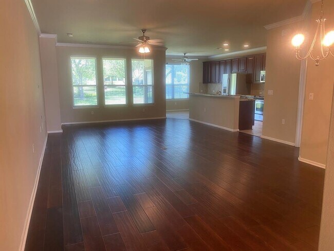 Building Photo - 721 Independence Creek Ln