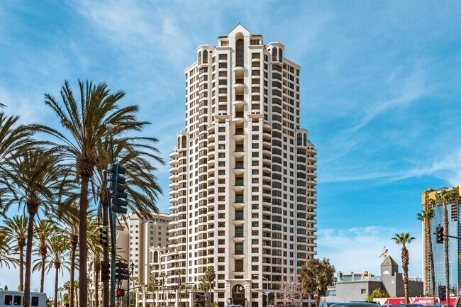 Primary Photo - 700 W Harbor Dr