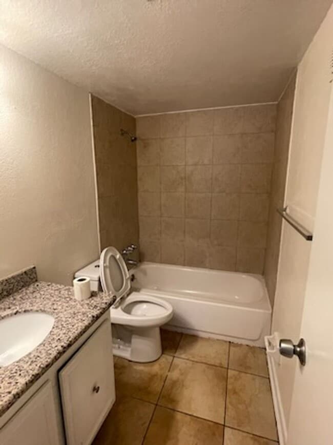 Building Photo - ORLANDO CONDO BY MILLENIA MALL