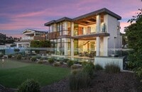Building Photo - Luxury Coastal Escape w/ Resort-Style Amen...
