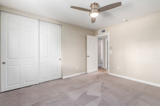 Building Photo - COMING SOON! Beautifully Remodeled 3 bedro...