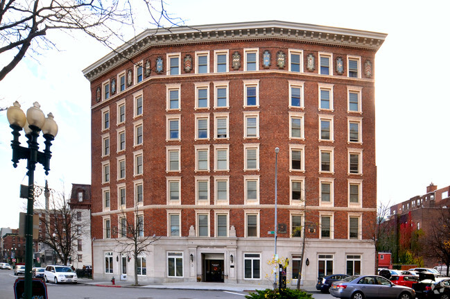 Front of Building - Monument Square Apartments