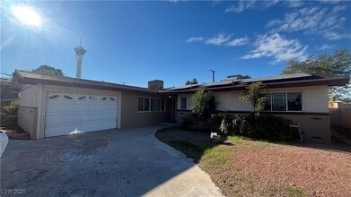 Building Photo - 1516 Houssels Ave