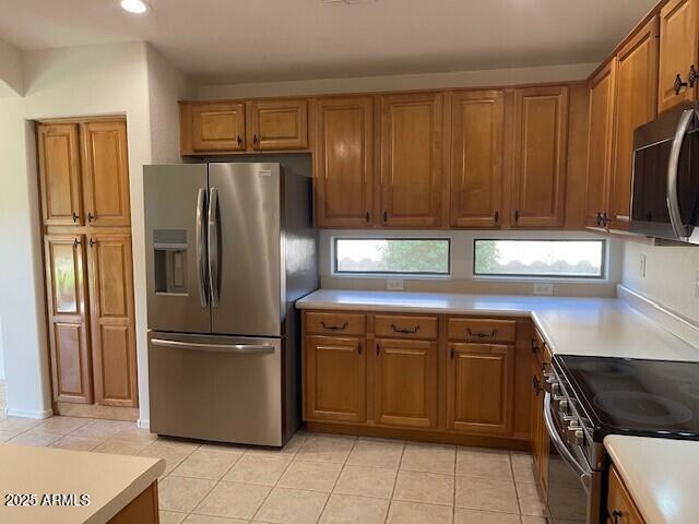 Building Photo - 1038 S Roca St