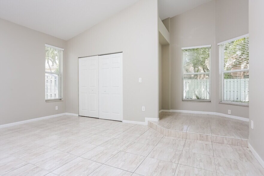 Building Photo - 18891 SW 29th Ct