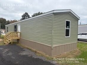 Building Photo - 1121 Sir Charles St