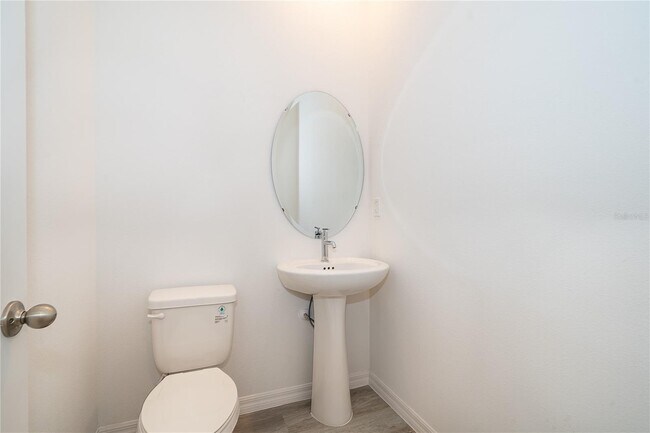 Building Photo - 5261 Luisa Ct