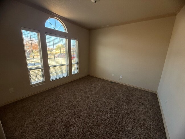 Building Photo - 3208 Rembrandt Ave