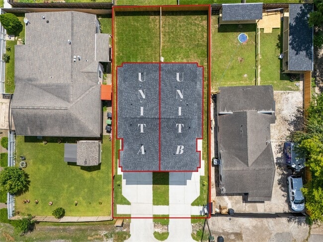 Building Photo - 8205 Parnell St