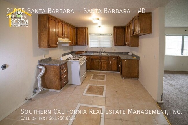 Building Photo - 21055 Santa Barbara Dr
