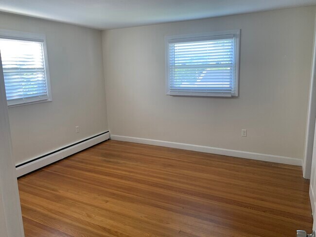Building Photo - 75 Pershing St