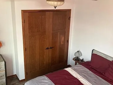 Building Photo - 424 Main St