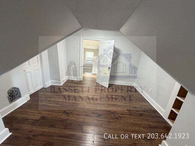Building Photo - 538 2nd Ave